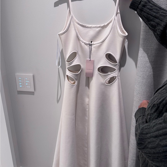 Christopher Kane Cutout Twill Midi Dress Cream Size 42 NWT - Picture 7 of 8